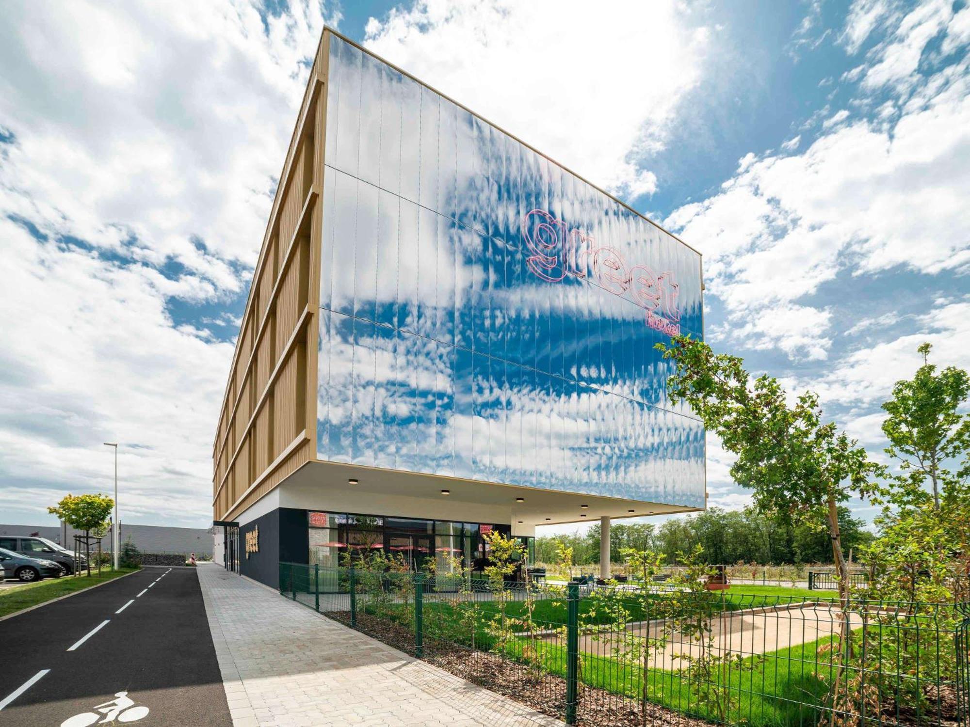 Greet Hotel Cernay Mulhouse Exterior foto